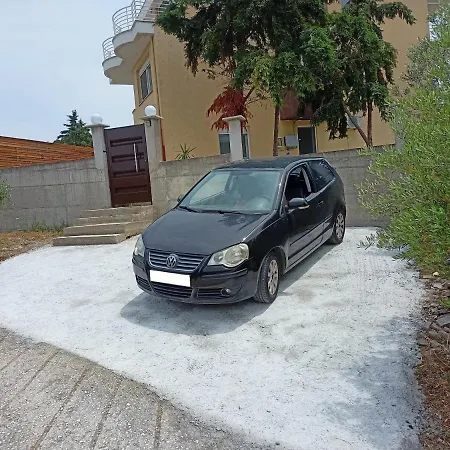 Ithakis Apartament *