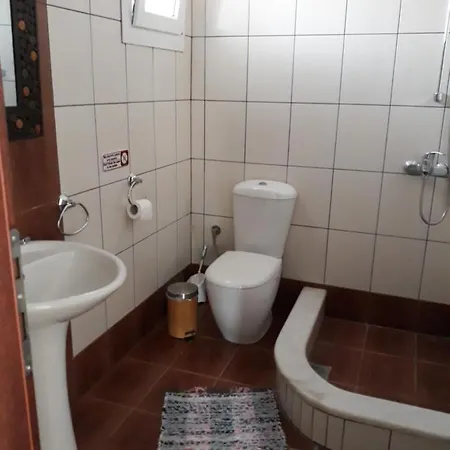 Apartament Ithakis *