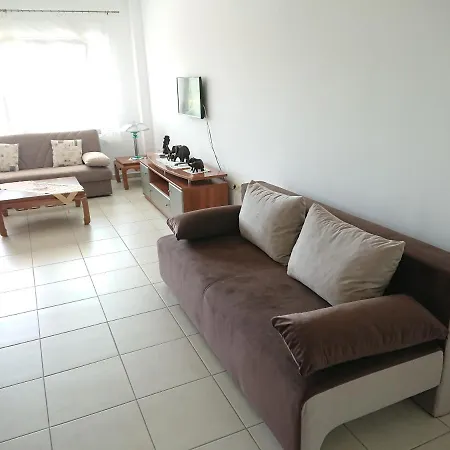 Apartament Ithakis *